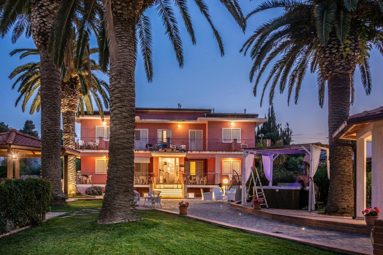 Hotel Villa Rosa Porto Azzurro Ngoại thất bức ảnh