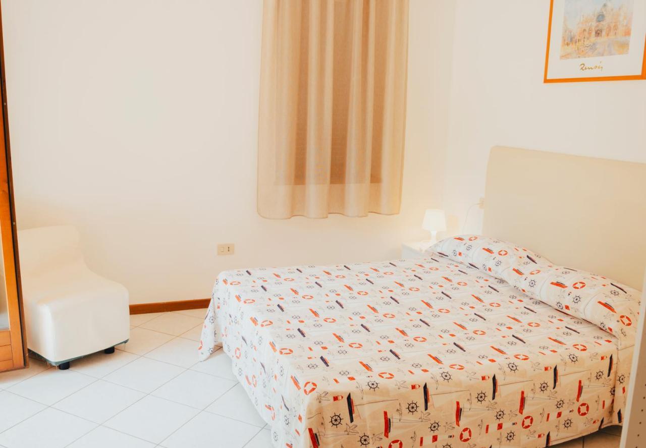 Hotel Villa Rosa Porto Azzurro Ngoại thất bức ảnh