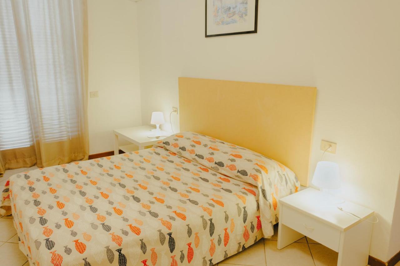 Hotel Villa Rosa Porto Azzurro Ngoại thất bức ảnh