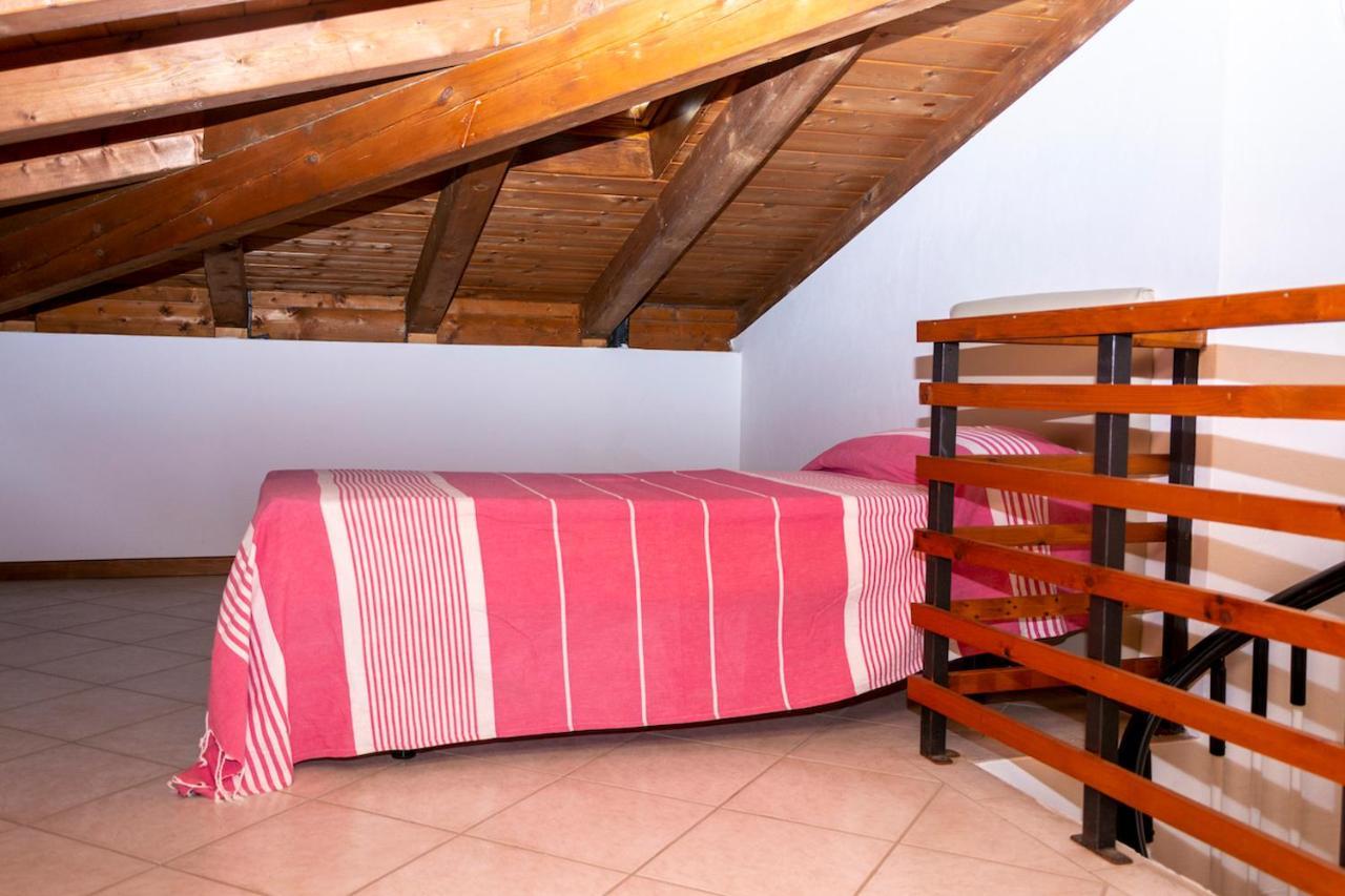 Hotel Villa Rosa Porto Azzurro Ngoại thất bức ảnh