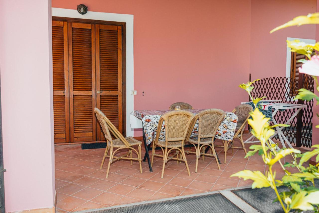 Hotel Villa Rosa Porto Azzurro Ngoại thất bức ảnh